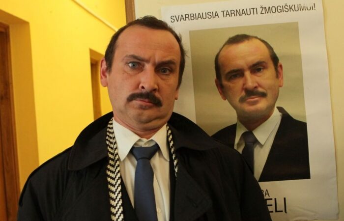 „Vardas tamsoje“ filmavimo užkulisiai ir frazės, kurioms išauga sparnai