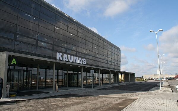 Iš Kauno oro uosto į miesto centrą veš specialus autobusas