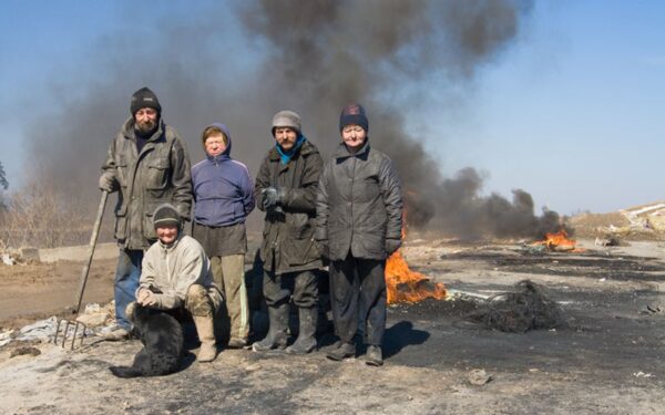 Kine po atviru dangumi – lietuvių darbai