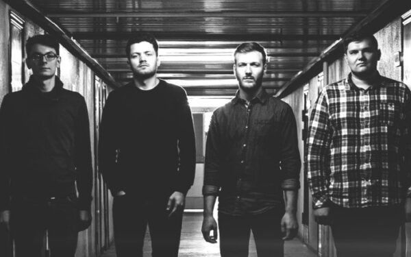 Geriausia jauna grupe tituluoti „Kite Art“ pristato debiutinę dainą