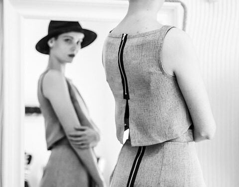 Komisų aukso amžius – kodėl originalūs drabužiai laimi prieš garsias etiketes?