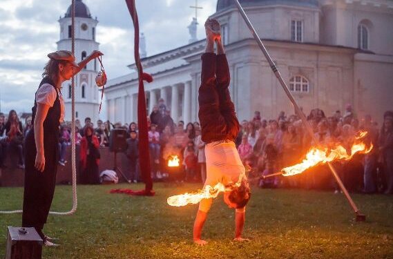 „Naujojo cirko savaitgalis“ jau kviečia rinktis vietas