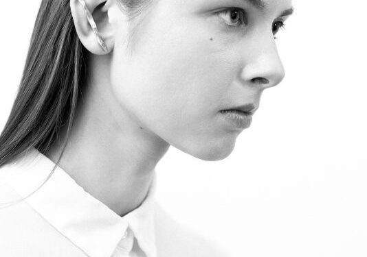 Juvelyrės Kotrynos Vaitekūnaitės-Jonušienės darbai tampa kūno tęsiniu (foto)