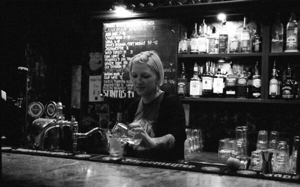 Naktis – šaltų nervų ir pozityvumo metas