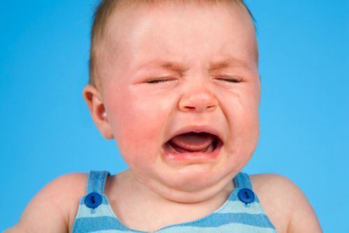 Nuolat verkiantys  kūdikiai gali išaugti „problemiškais“ vaikais