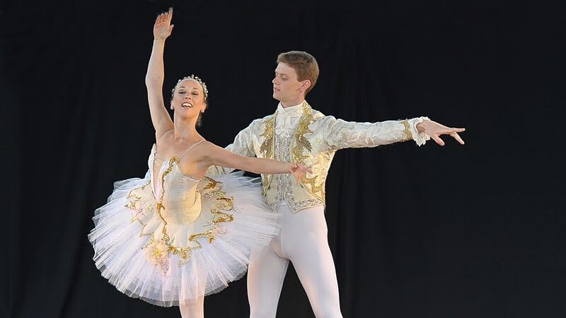 Baleto šokėjas E. Bielinis apie savo profesijos kolegas – vyrus (Interviu, Foto)