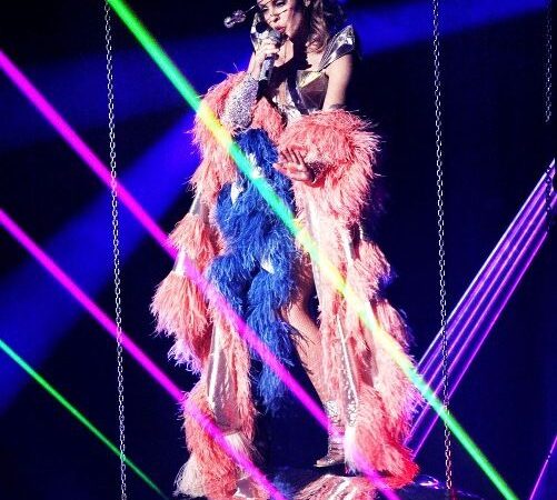 Kylie Minogue išleidžia singlą „Better Than Today“ (Video-)