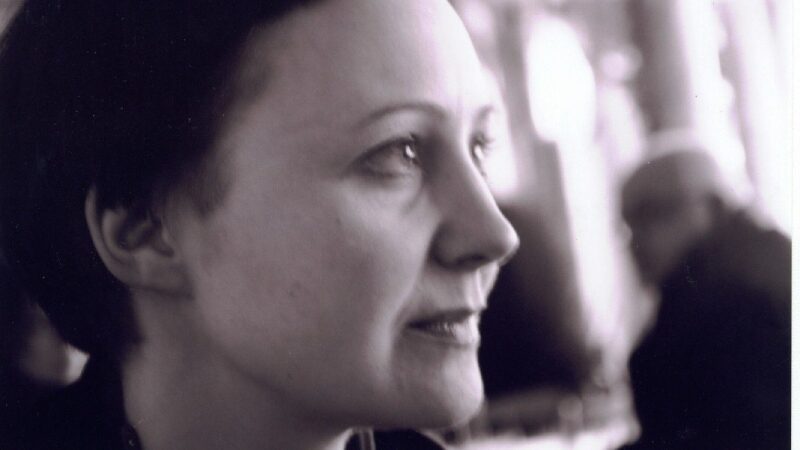 Laimėk pakvietimus į spektaklį „Laiškai į niekur“ BAIGĖSI