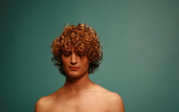 Recenzijų konkursas. „Įsivaizduojamos meilės“ pagal Akvilę