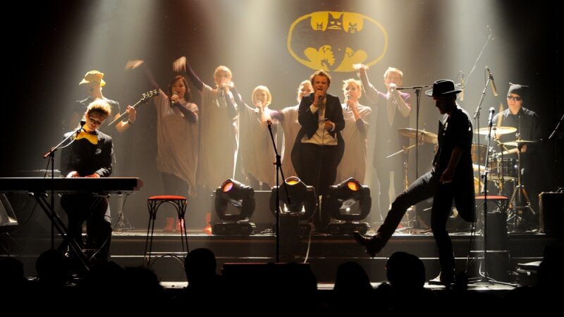 „Liūdni slibinai“ žadins Maironį Londone