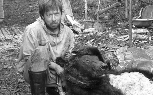 Susipažinkite: profesorius Saulius Sidaras, vienintelis lietuvis, ragavęs mamuto mėsos