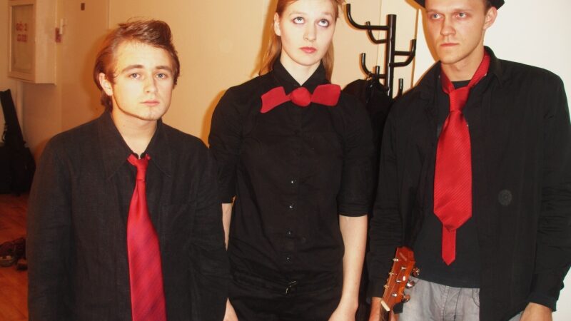 Švęsdami gimtadienį „Liūdni slibinai“ dešimtyje miestų sušuks „5 kartus ralio!“