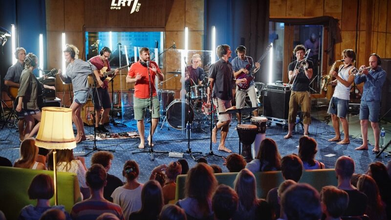 „LRT Opus Ore“ pristato valandos trukmės grupės „Ministry of Echology“ koncertą radijo studijoje