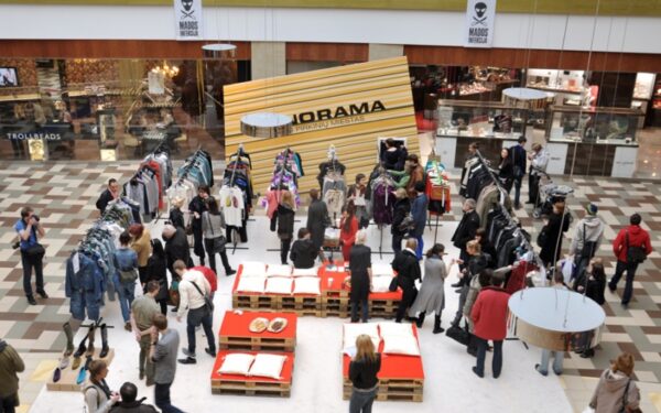 „Mados inventorizacija“ –  galimybė įsigyti dizainerio drabužį iš jo rankų