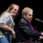 Nusižudė Eltono Johno grupės muzikantas
