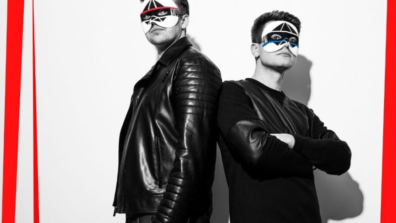 Veidus slepiantis duetas „Maio&Darrel Story“ pristato debiutinę dainą „Ar atsimeni“