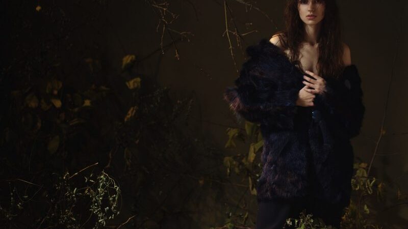 Jaunieji dizaineriai pristato „upcycling“ metodu kurtą drabužių kolekciją