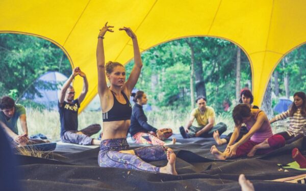 Festivalyje „Yaga Gathering“ aktyvios meditacijos pamokos visai šeimai