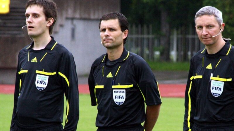Lietuvos futbolo arbitrams skirtos aukštos tarptautinės kategorijos