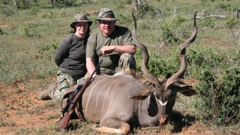 Į Afriką – sumedžioti dramblio