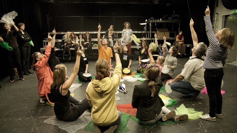 Sezoną pradedanti Menų spaustuvė linki apsikrėsti menu