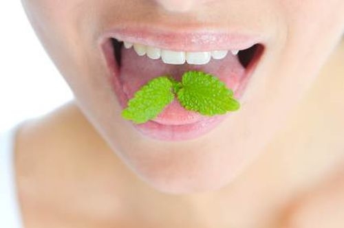 Nemalonus burnos kvapas: kaip jo išvengti?