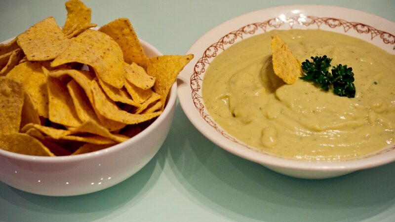 Receptas vakarėliui: „Lengvas humusas draugų vakarėliui“