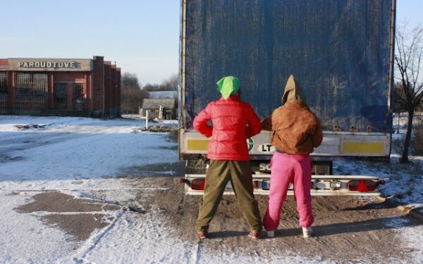 Nuotraukų konkurse „Tik niekam nerodyk!“ – „tikros kolūkietės“ Rasa ir Marta