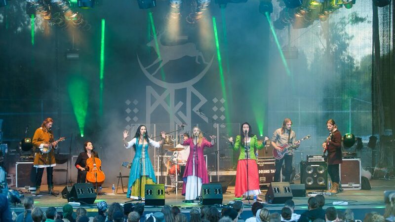 „Mėnuo Juodaragis XVIII“ – paskutinis vasaros savaitgalis po medaus pilnatimi
