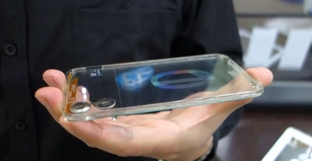 Pristatytas skaidraus mobiliojo telefono prototipas (video)