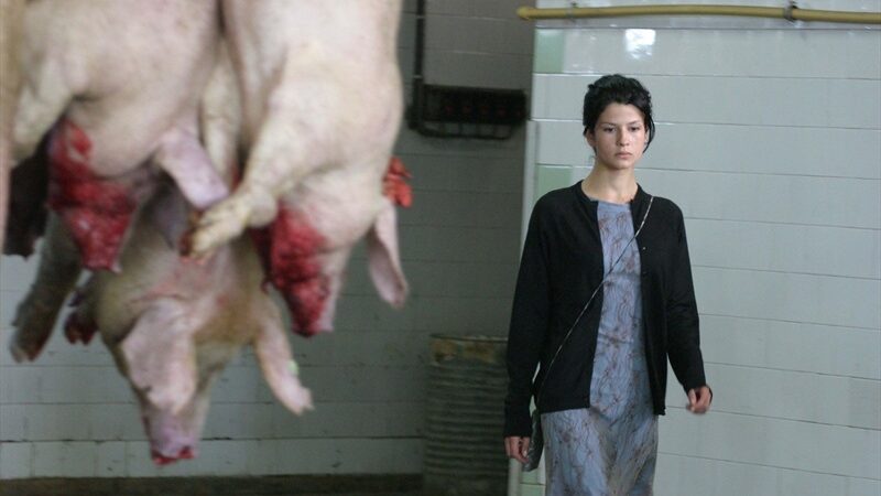 Kino pusryčiuose – filmo „Mona“ paslaptis, į kurią nesinori gilintis