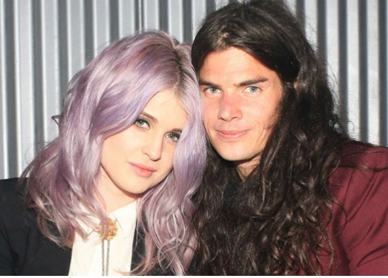 Kelly Osbourne gresia papildomi kilogramai