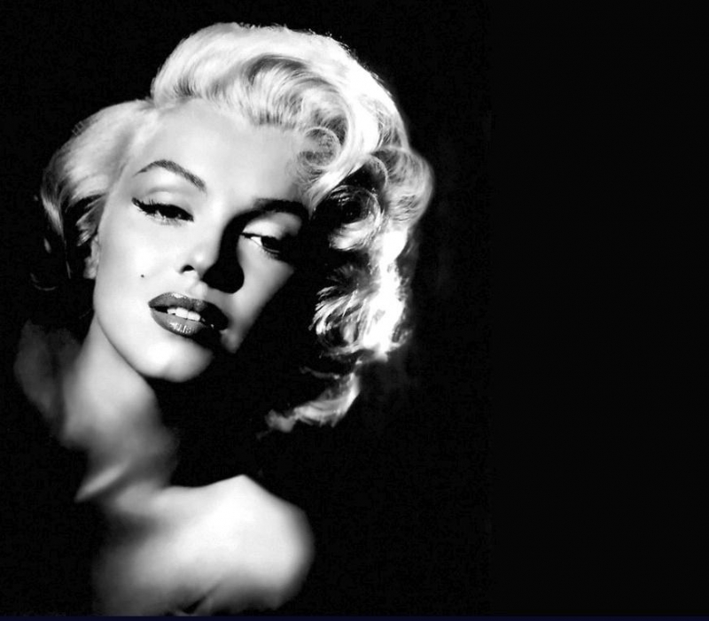 7 Marilyn Monroe patarimai apie meilę ir moteriškumą