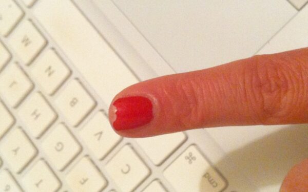 Koks moterų elgesys labiausiai erzina vyrus?