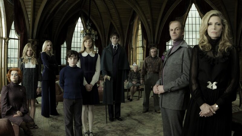 J. Deppas naujoje komedijoje virto klasikiniu vampyru (Foto)