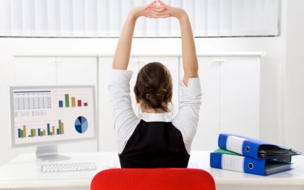 Prieš jaunimo nedarbą geriausiai ginkluota Šveicarija