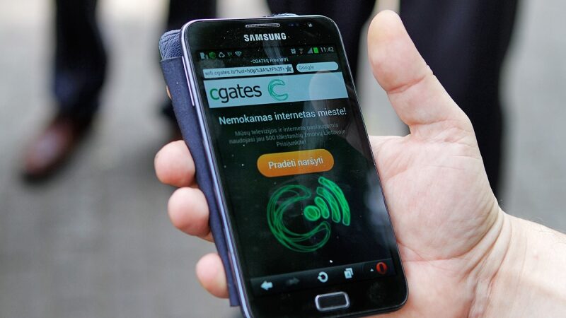 Populiariose Vilniaus vietose pradėjo veikti nemokamas belaidis internetas