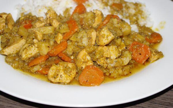 „Plevėsos virtuvėlė“ pristato… Ne pėsčią vištą meduje