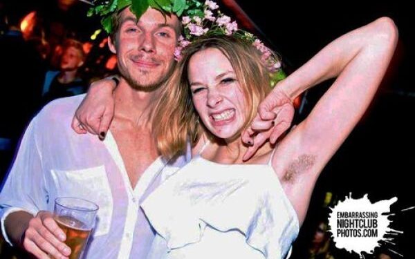 Juokingos ir nevykusios fotografijos naktiniuose klubuose (foto)