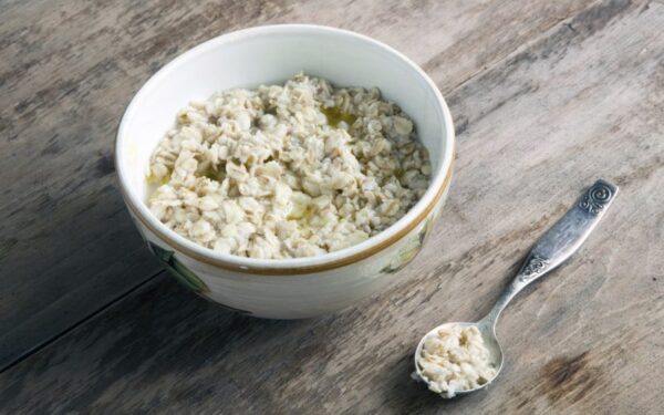 Avižinių dribsnių košė skubantiems