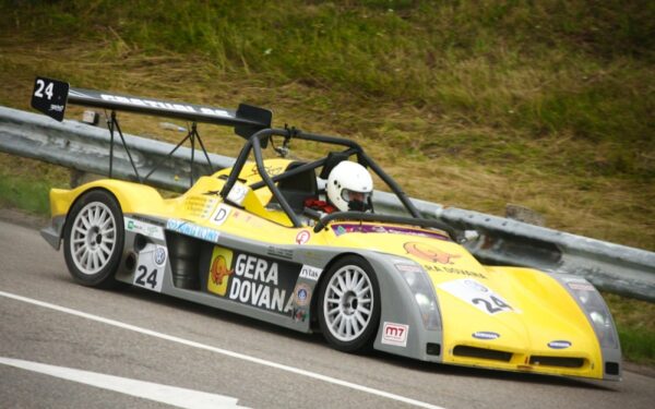 Dramatiškas „Spire GT-R“ proveržis ir antra vieta klasėje