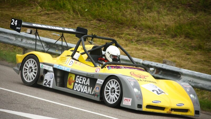 Dramatiškas „Spire GT-R“ proveržis ir antra vieta klasėje