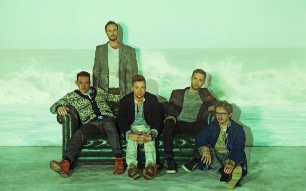 „One Republic“: „Mes visi čigonai“