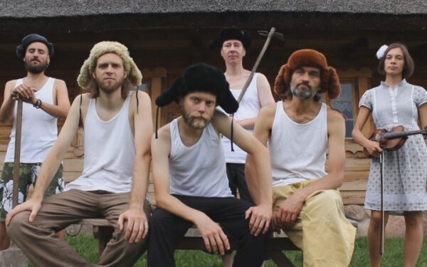 Festivalio „Mėnuo Juodaragis“ muzika – nuo ramios magijos iki ugningo šėlsmo (video)