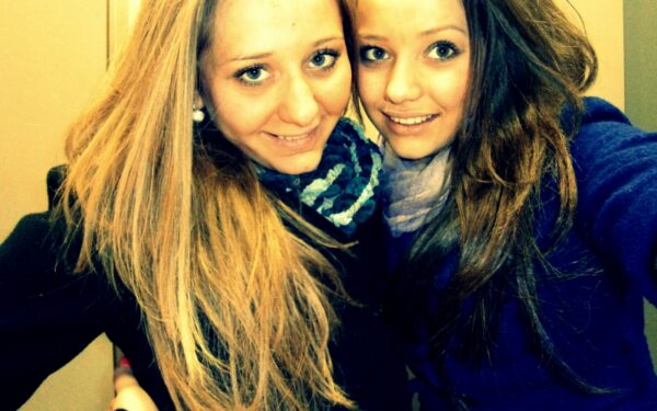 Seserų pasikeitimo akcija su MOSAIC. Milda ir Asta