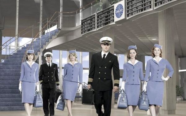 Savaitgalio serialas. Skrendam su „Pan Am“