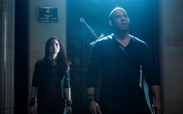 Amžinai gyventi prakeiktas Vinas Dieselis filme „Paskutinis raganų medžiotojas“ mėgins išgelbėti žmoniją