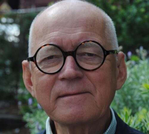 Knyga, skirta 3 mln. Lietuvos dizaino kritikų