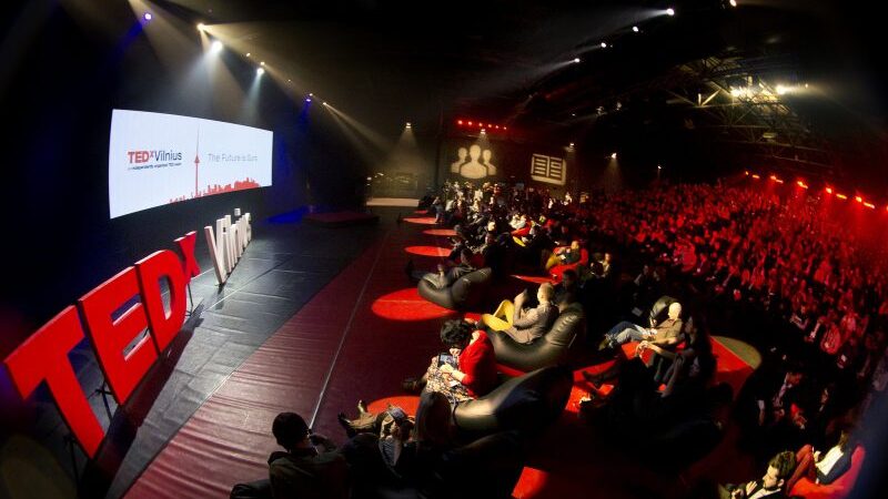Daugiau nei 20 konferencijos „TEDxVilnius 2015“ pranešimų galima bus stebėti tiesiogiai internetu