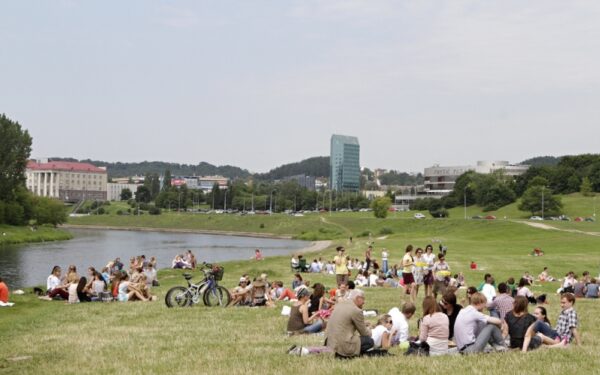 Populiarėjanti tendencija: darbas – Vilniaus centre, pietūs – gamtoje